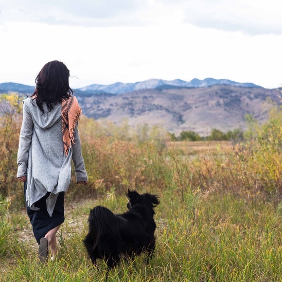 Hi there! Come in! Happy you’re here! - Picture 2 of 8